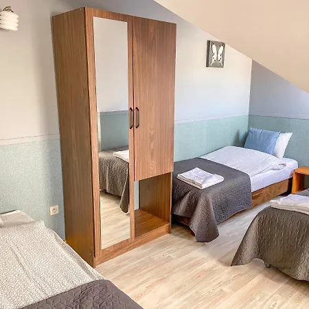 Prowincja Kwatera prywatna Dębki